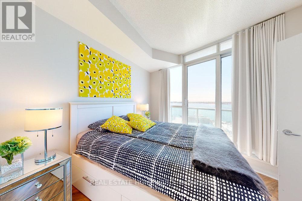 1208 - 218 Queens Quay W, Toronto, Ontario  M5J 2Y6 - Photo 24 - C12718196