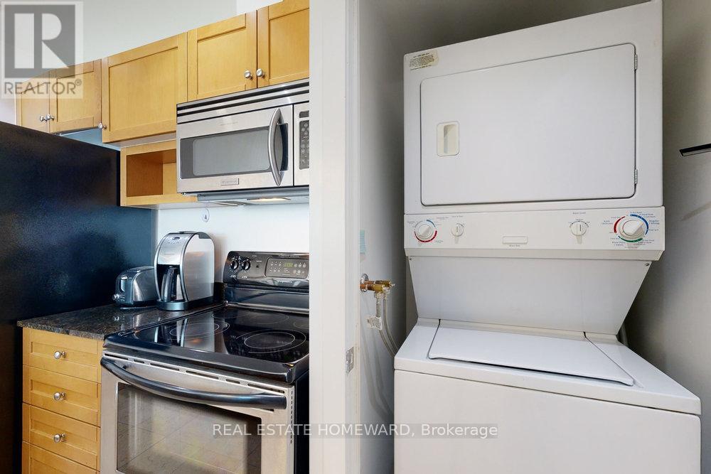 1208 - 218 Queens Quay W, Toronto, Ontario  M5J 2Y6 - Photo 28 - C12718196