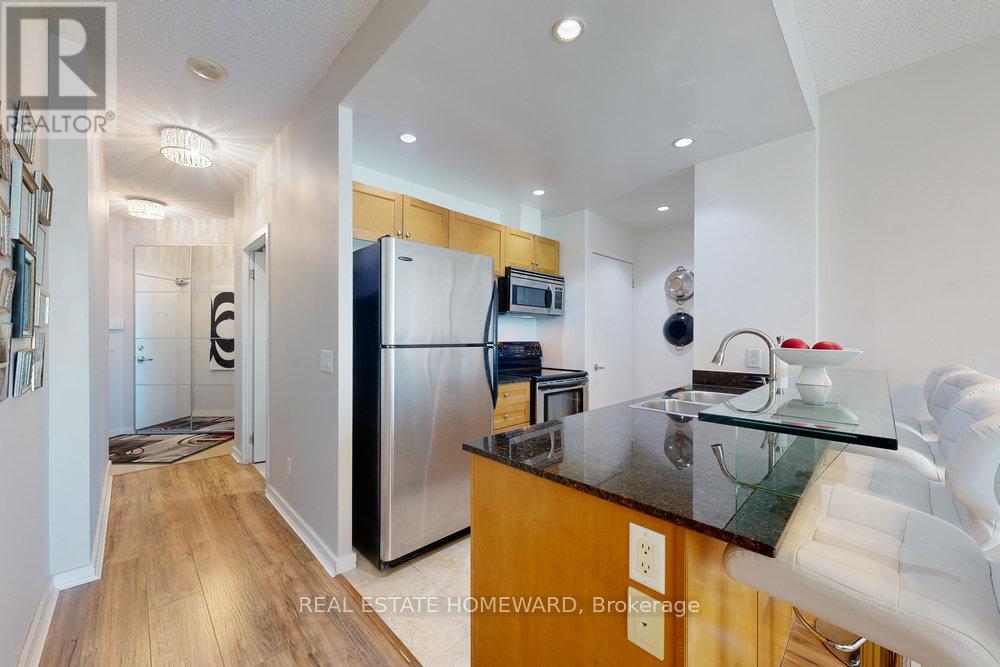 1208 - 218 Queens Quay W, Toronto, Ontario  M5J 2Y6 - Photo 7 - C12718196