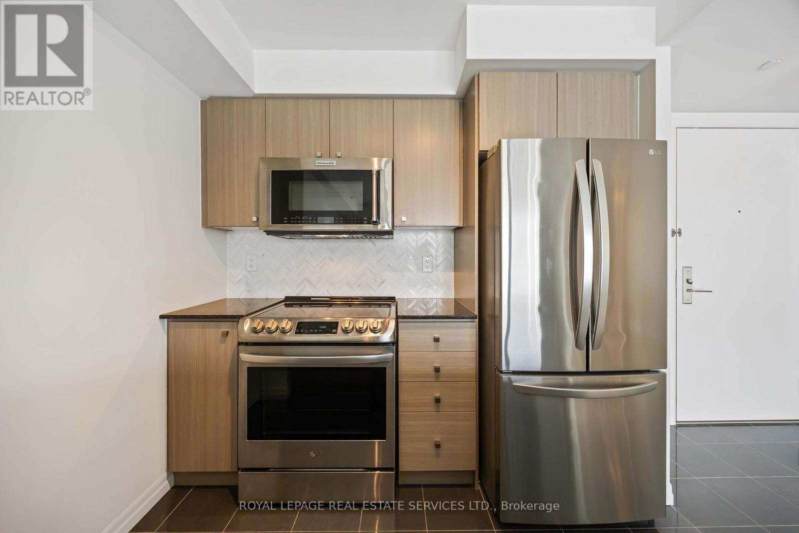 306 - 275 Yorkland Road, Toronto, Ontario  M2J 0B4 - Photo 9 - C12718204