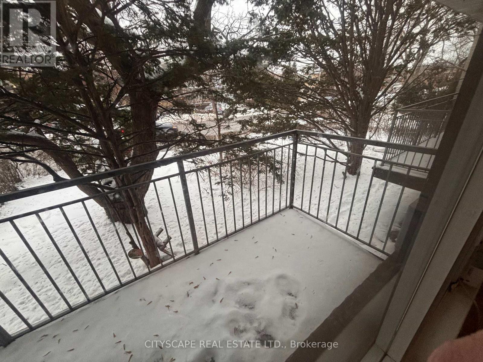 2 - 429 Lawrence Avenue W, Toronto, Ontario  M5M 1C3 - Photo 4 - C12718278