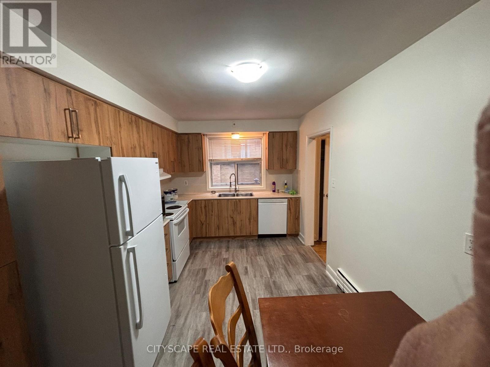 2 - 429 Lawrence Avenue W, Toronto, Ontario  M5M 1C3 - Photo 5 - C12718278