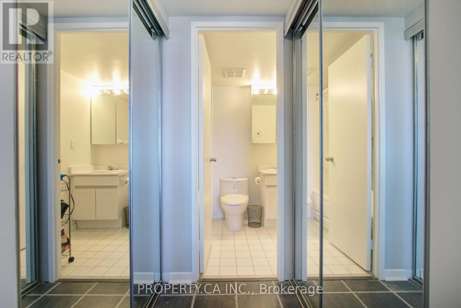 2204 - 1001 Bay Street, Toronto, Ontario  M5S 3A6 - Photo 15 - C12718310