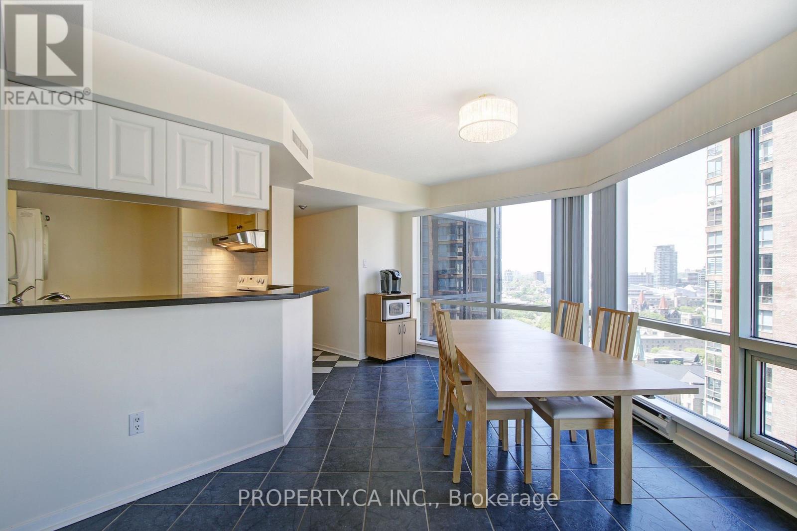 2204 - 1001 Bay Street, Toronto, Ontario  M5S 3A6 - Photo 5 - C12718310