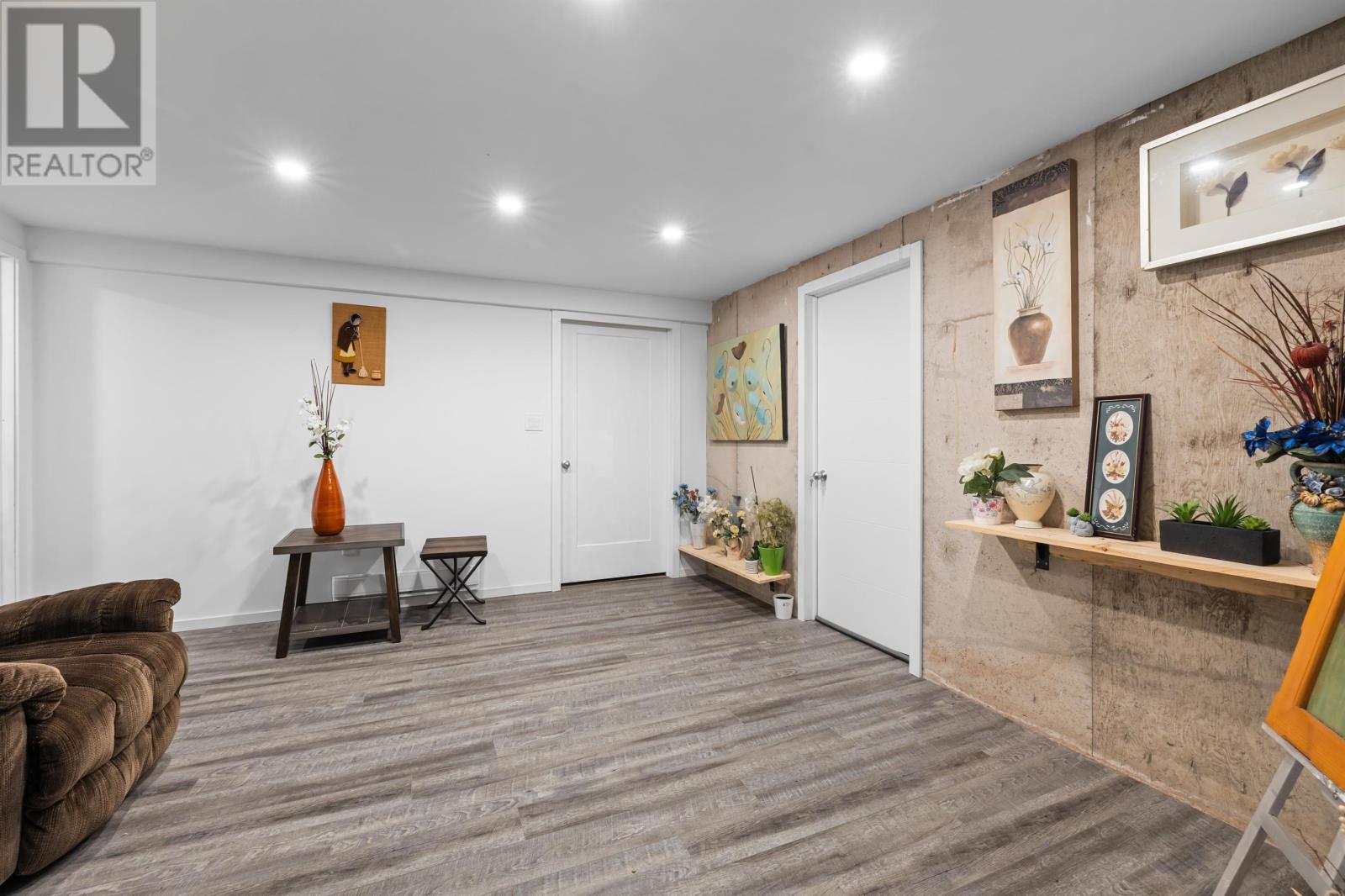 42 Cortland Street, Charlottetown, Prince Edward Island  C1E 1K9 - Photo 38 - 202601191