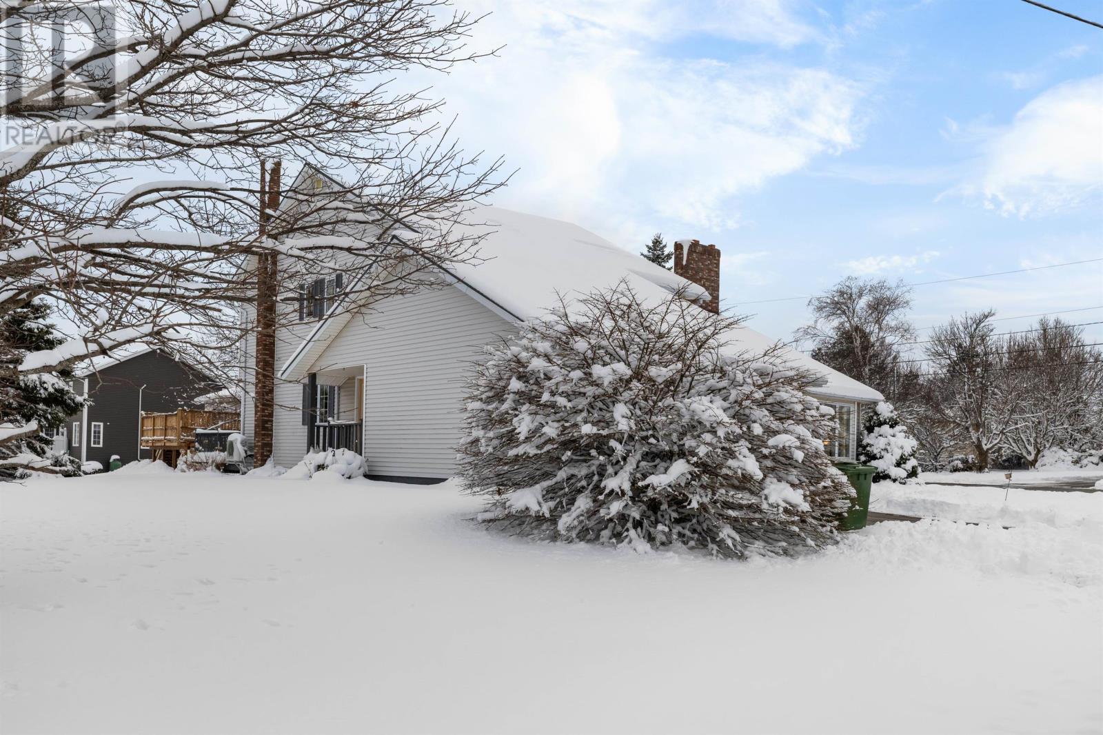 42 Cortland Street, Charlottetown, Prince Edward Island  C1E 1K9 - Photo 40 - 202601191