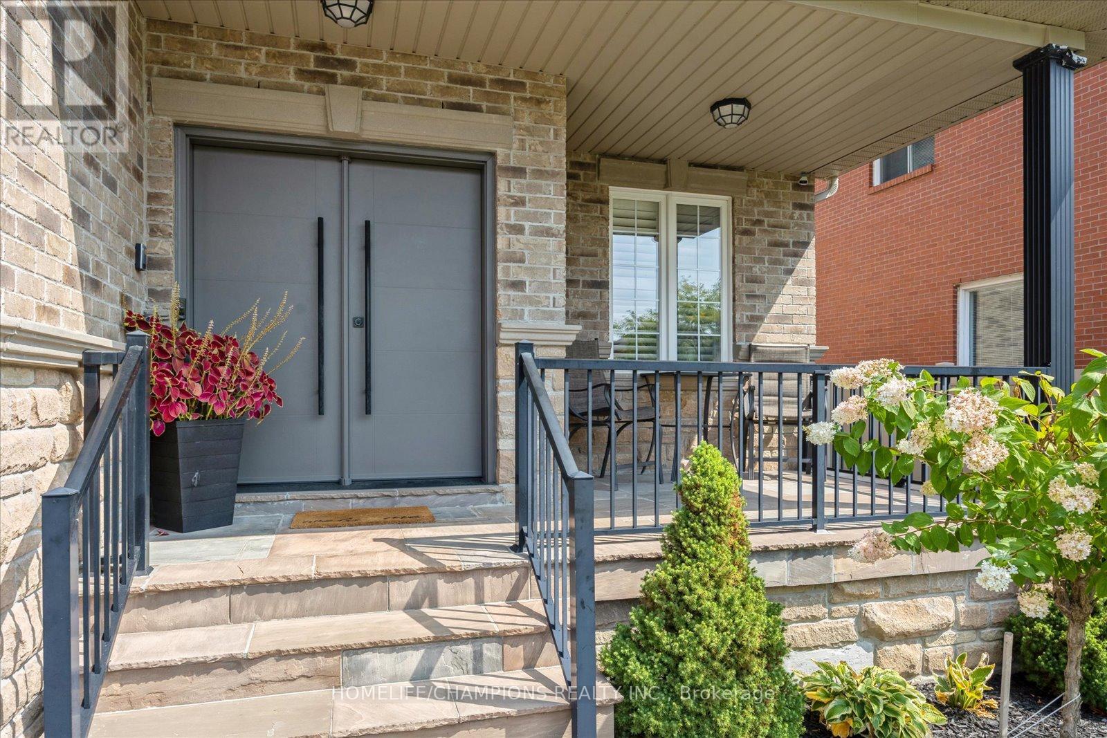 1612 Sandhurst Crescent, Pickering, Ontario  L1V 6W2 - Photo 3 - E12718266