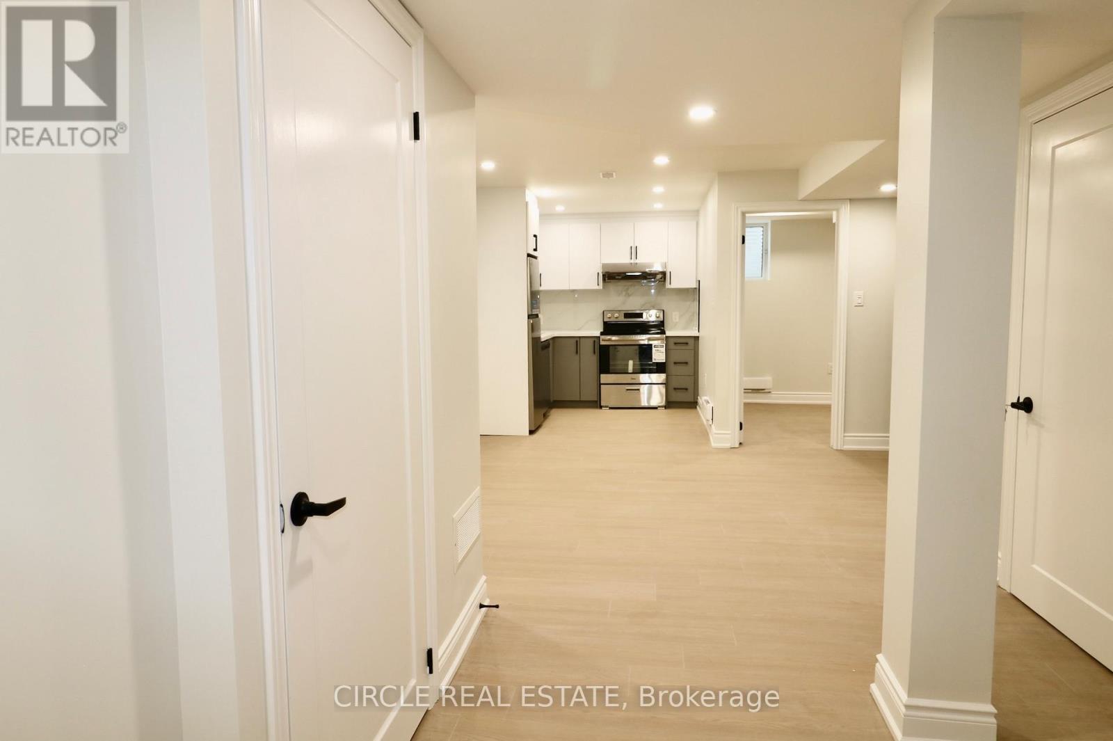 3 Hinkson Street, Whitby, Ontario  L1P 0N7 - Photo 3 - E12718380