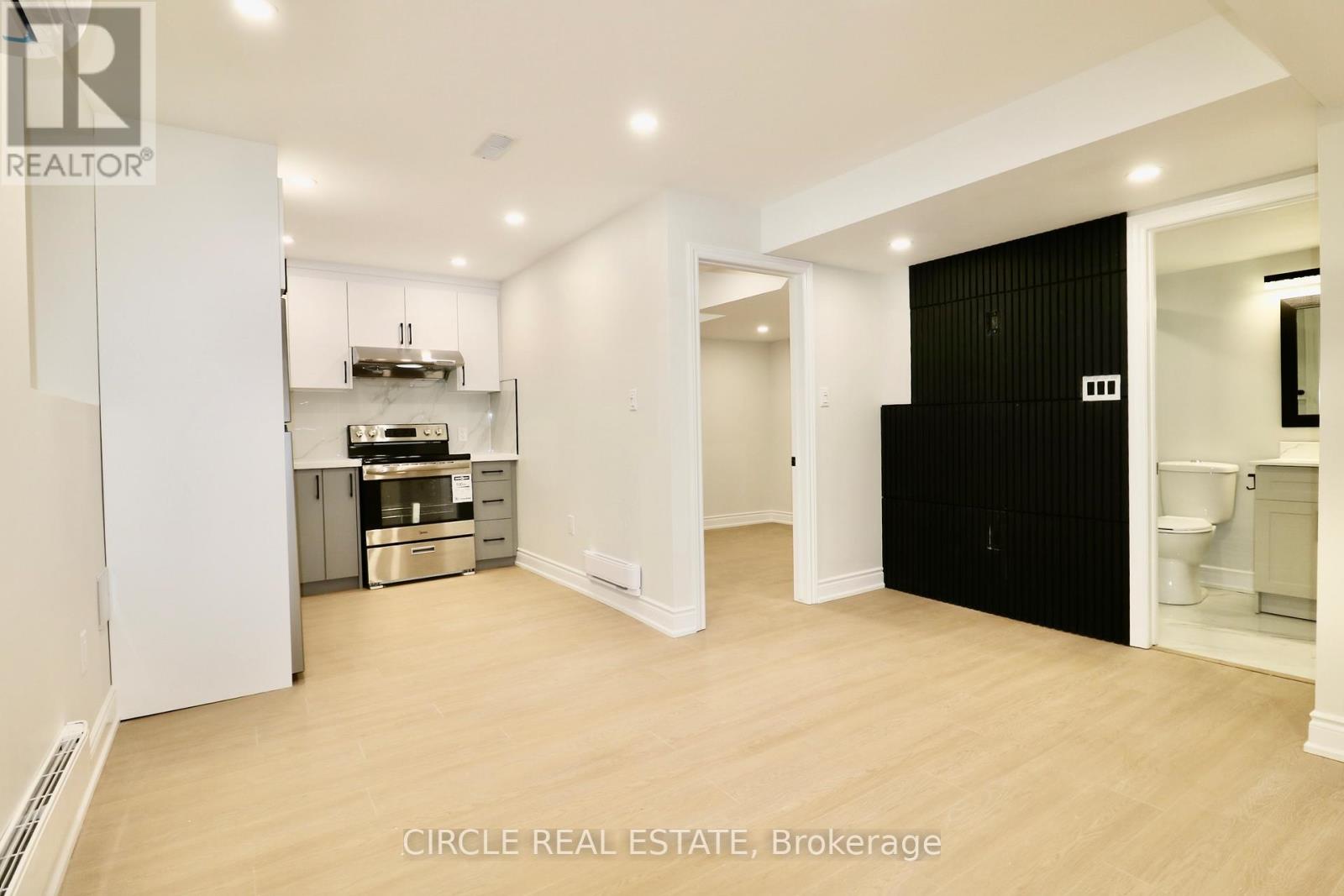 3 Hinkson Street, Whitby, Ontario  L1P 0N7 - Photo 5 - E12718380