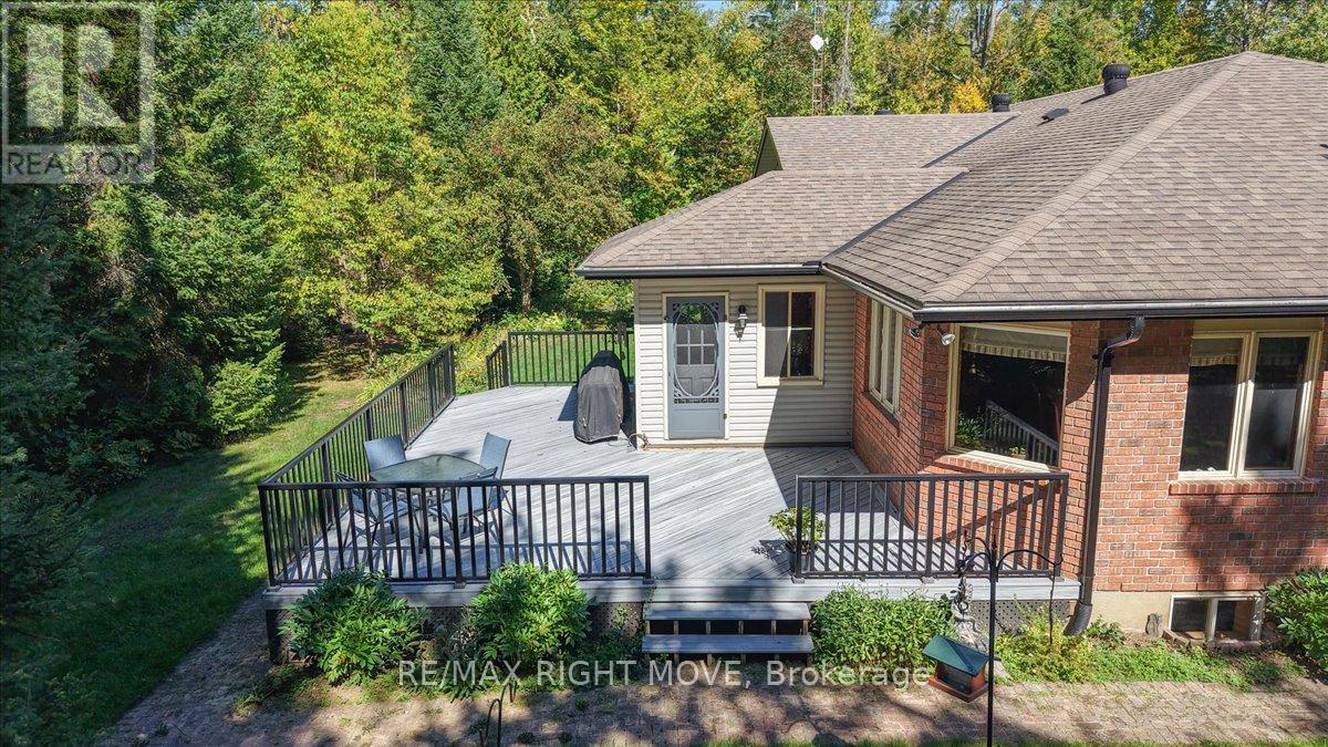 1892 Carriage Court, Severn, Ontario  L3V 6H2 - Photo 43 - S12425534