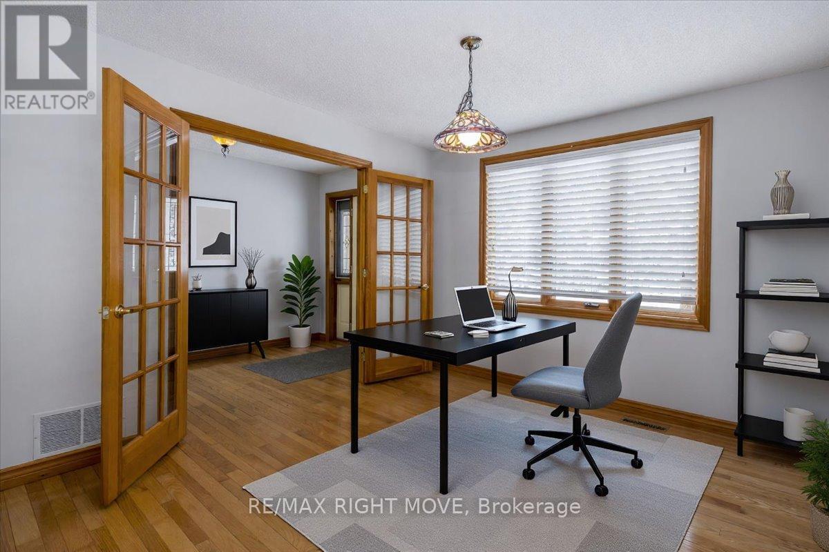 1892 Carriage Court, Severn, Ontario  L3V 6H2 - Photo 8 - S12425534