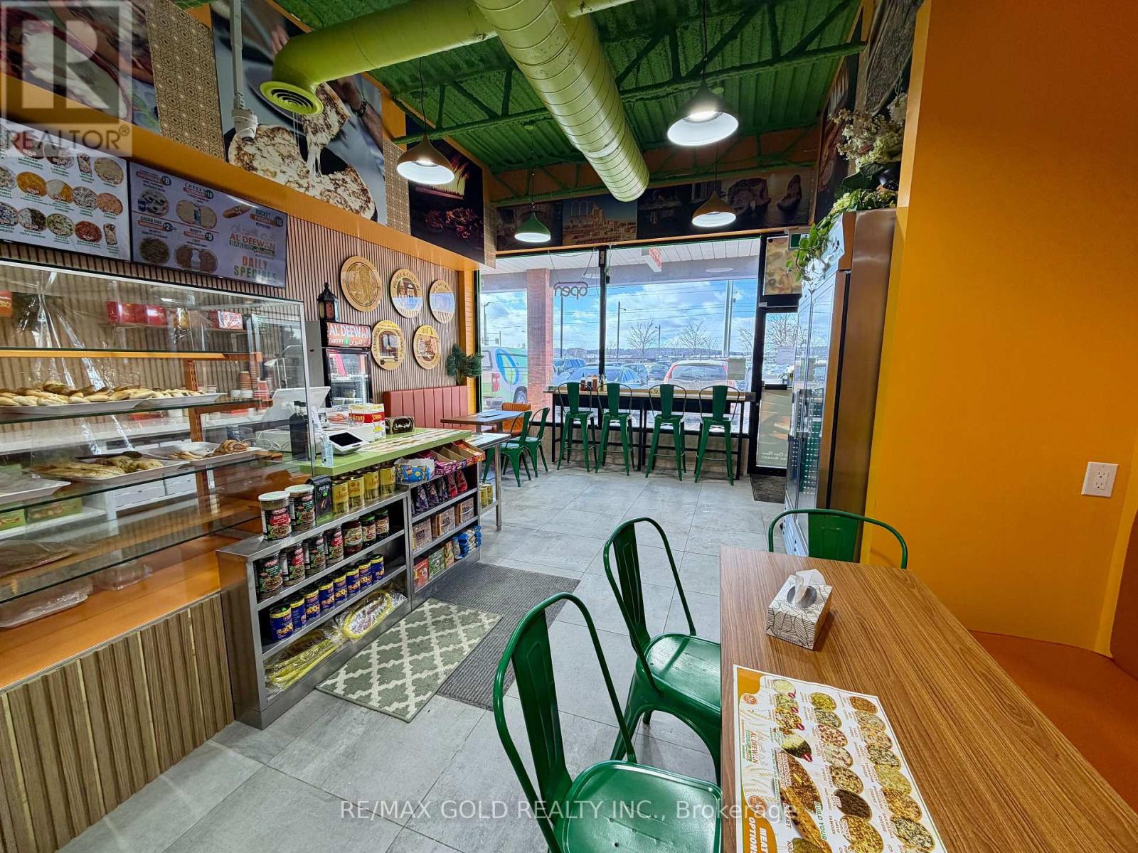 10 - 16925 Yonge Street, Newmarket, Ontario  L3Y 5Y1 - Photo 13 - N12718244