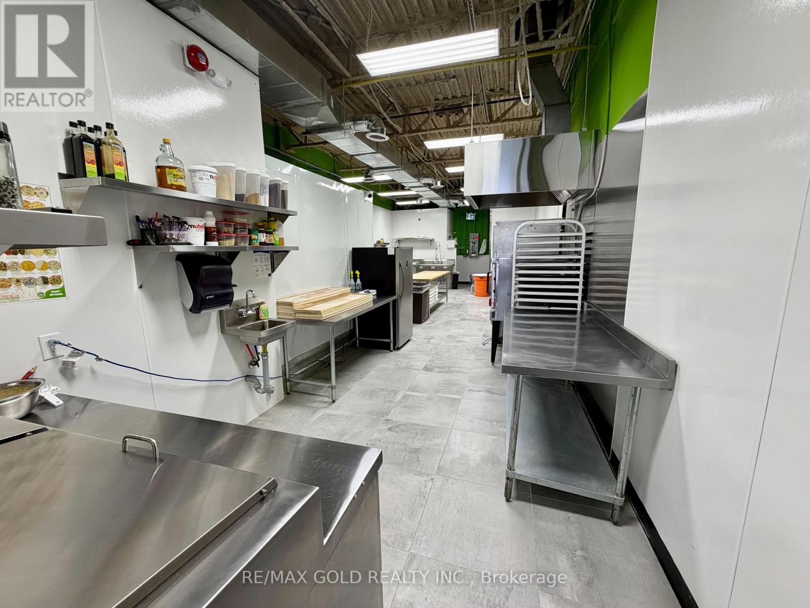 10 - 16925 Yonge Street, Newmarket, Ontario  L3Y 5Y1 - Photo 19 - N12718244