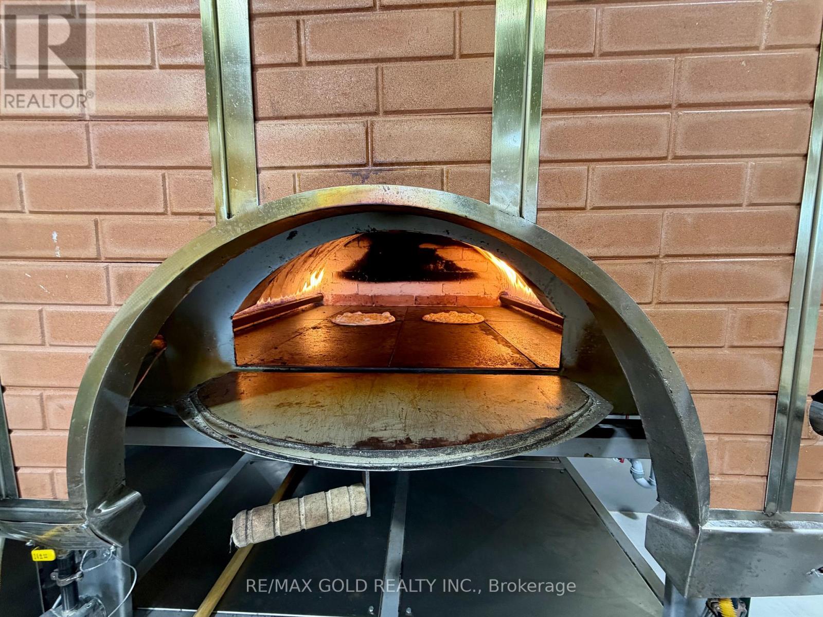 10 - 16925 Yonge Street, Newmarket, Ontario  L3Y 5Y1 - Photo 36 - N12718244