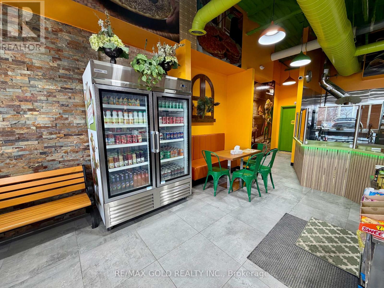 10 - 16925 Yonge Street, Newmarket, Ontario  L3Y 5Y1 - Photo 6 - N12718244