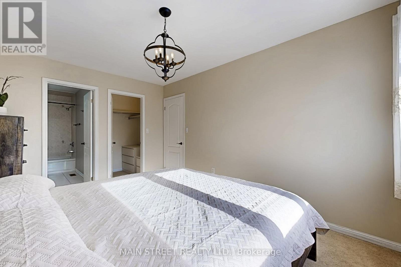 20 Dougherty Crescent, Whitchurch-Stouffville, Ontario  L4A 0A6 - Photo 29 - N12718274