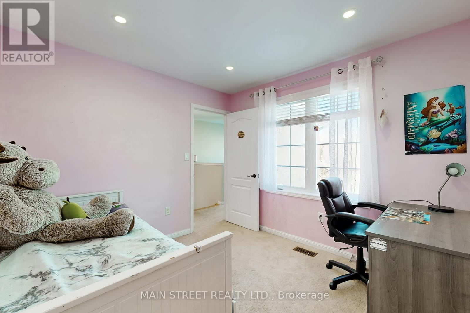 20 Dougherty Crescent, Whitchurch-Stouffville, Ontario  L4A 0A6 - Photo 36 - N12718274