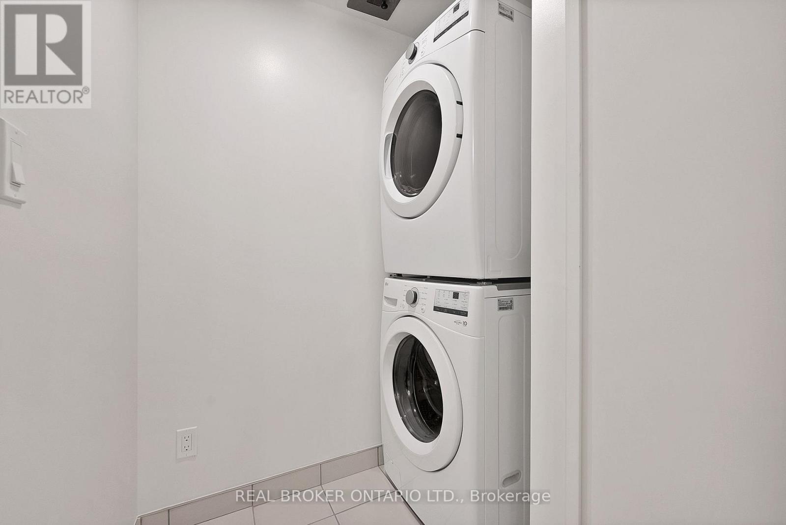 414c - 38 Simcoe Promenade, Markham, Ontario  L6G 0H7 - Photo 10 - N12718348