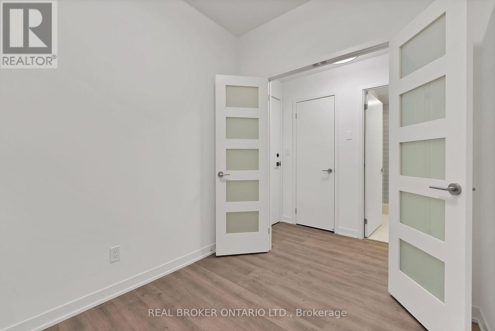 414c - 38 Simcoe Promenade, Markham, Ontario  L6G 0H7 - Photo 5 - N12718348