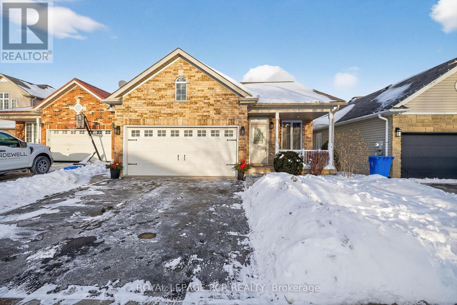 13 WILLARD HUNT COURT, King, Ontario