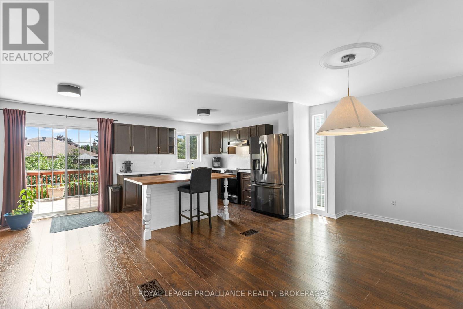 343 Sunrise Crescent, Kingston, Ontario K7M 8A5 - Photo 7 - X12718106