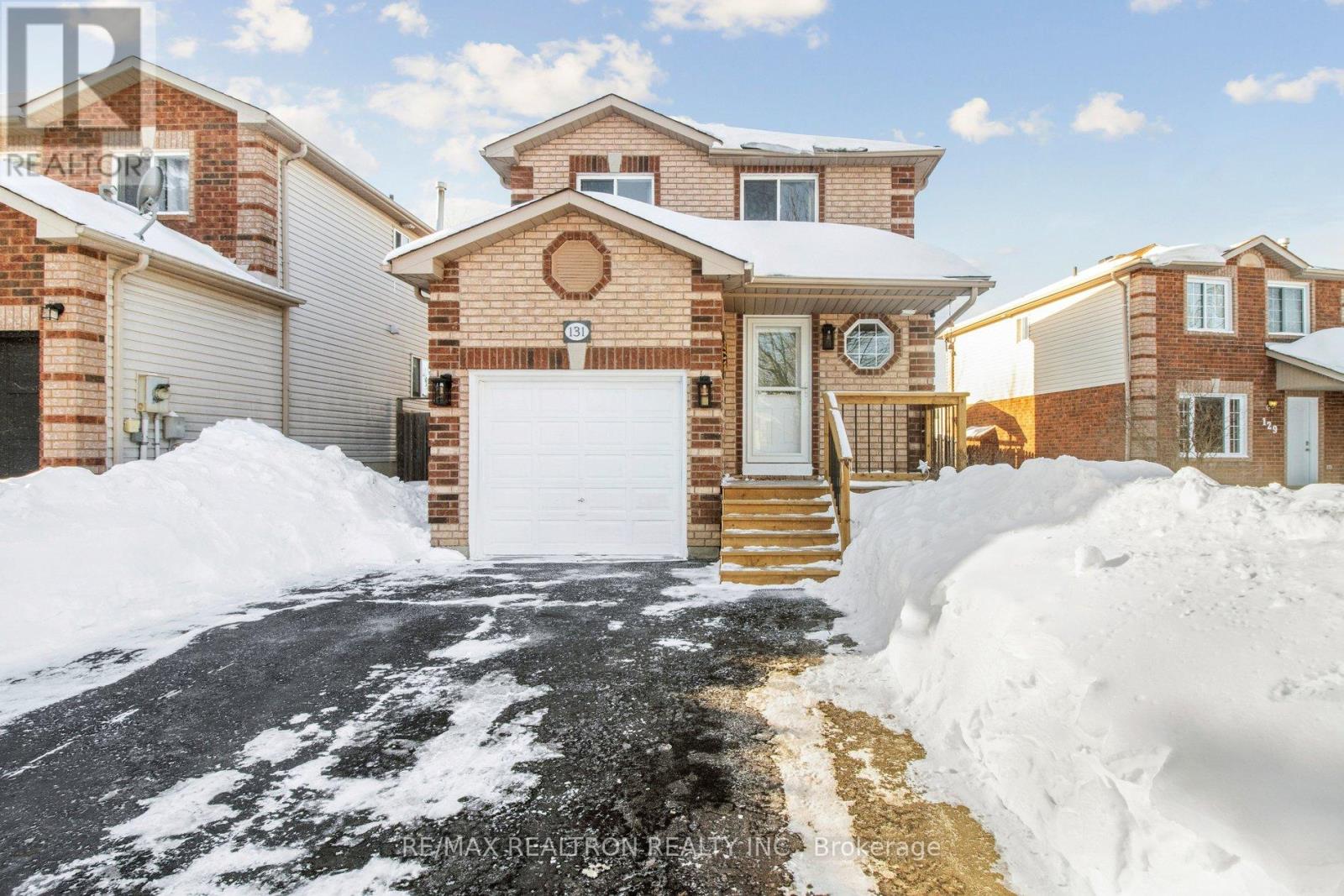 131 Columbia Road, Barrie, Ontario  L4N 8E5 - Photo 1 - S12718170