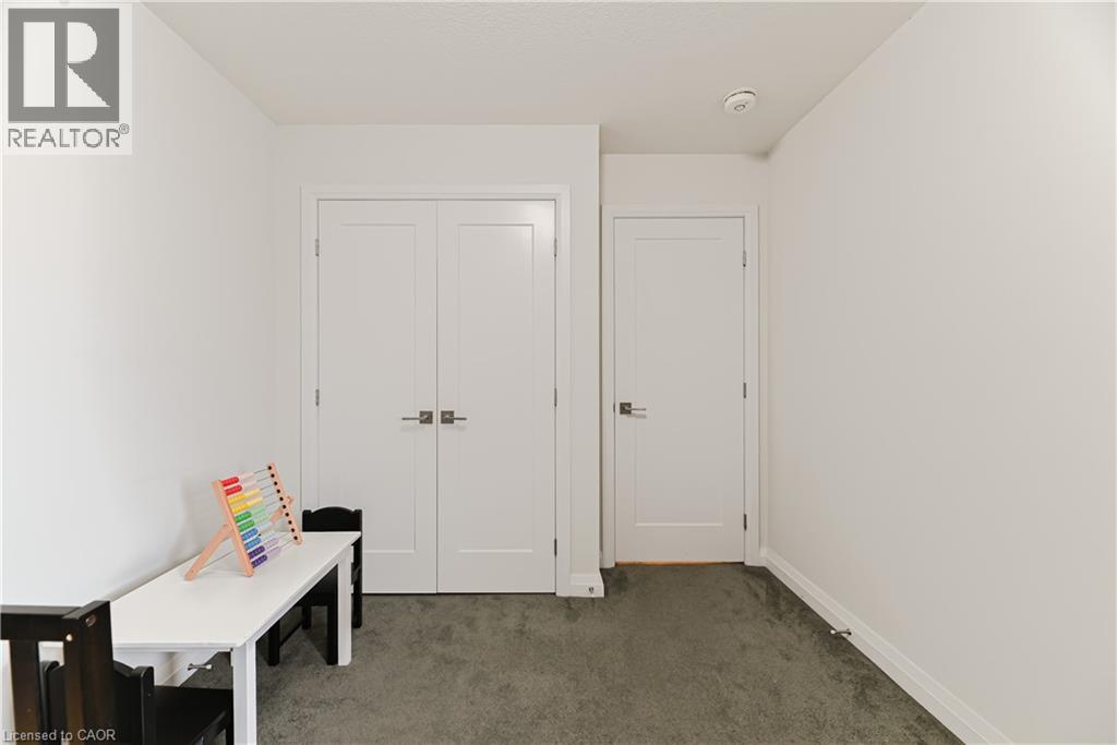 35 Midhurst Heights Unit# 15, Hamilton, Ontario  L8J 0K9 - Photo 38 - 40800162