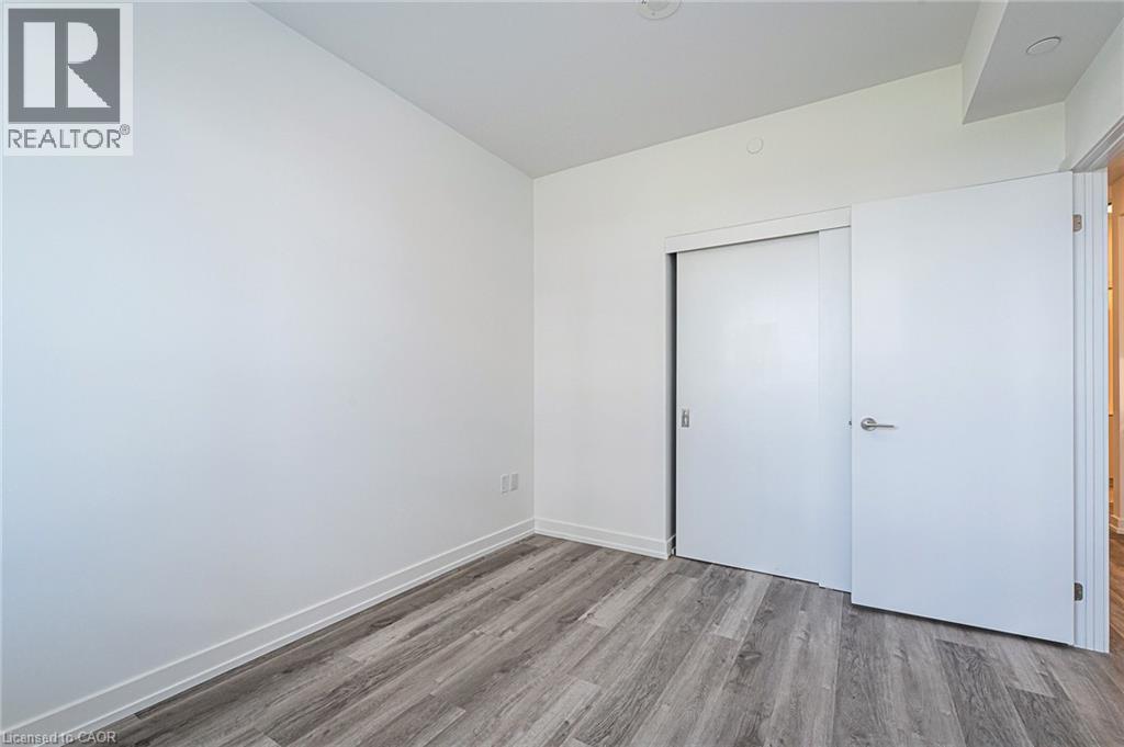 15 Wellington Street Unit# 401, Kitchener, Ontario  N2G 0E4 - Photo 2 - 40800149