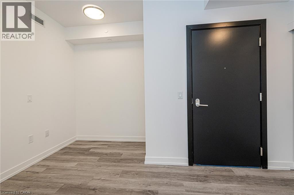 15 Wellington Street Unit# 401, Kitchener, Ontario  N2G 0E4 - Photo 4 - 40800149
