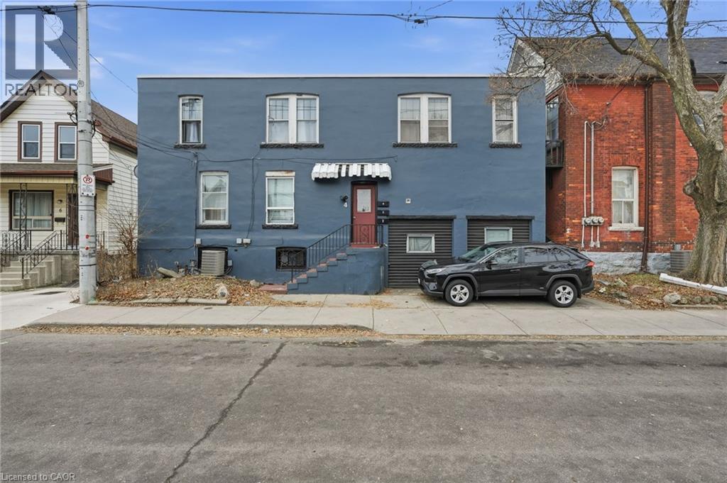 4 ROSEMONT Avenue, Hamilton, Ontario