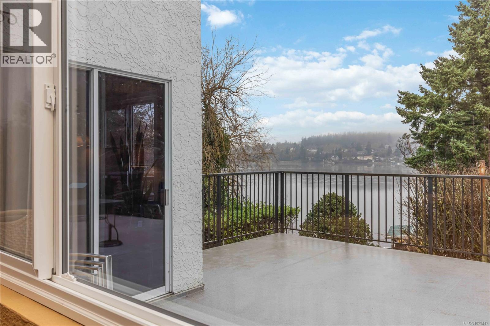 956 Westing Rd, Saanich, British Columbia  V9A 2G5 - Photo 13 - 1023412