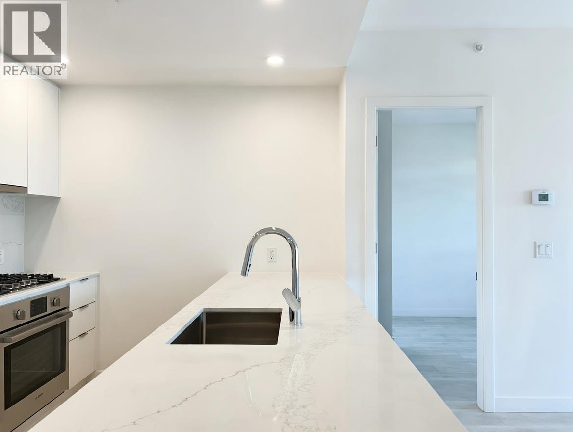 3207 537 Cottonwood Avenue, Coquitlam, British Columbia  V3J 0S4 - Photo 2 - R3073504