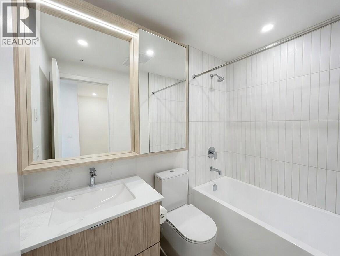 3207 537 Cottonwood Avenue, Coquitlam, British Columbia  V3J 0S4 - Photo 8 - R3073504