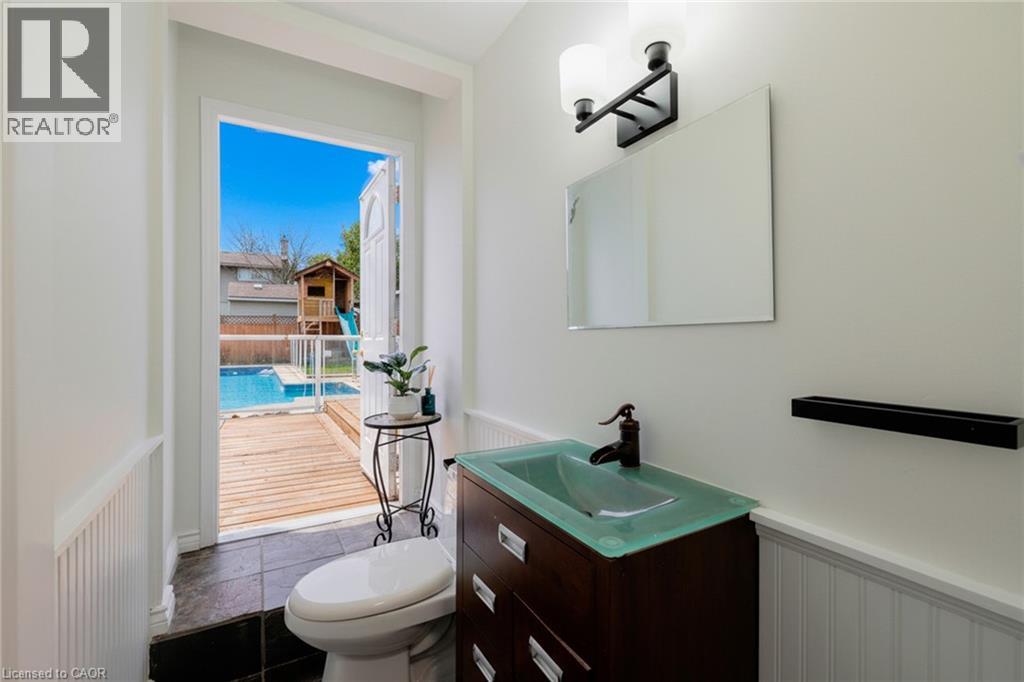 23 Dooley Drive, Kitchener, Ontario  N2A 1L5 - Photo 27 - 40799683