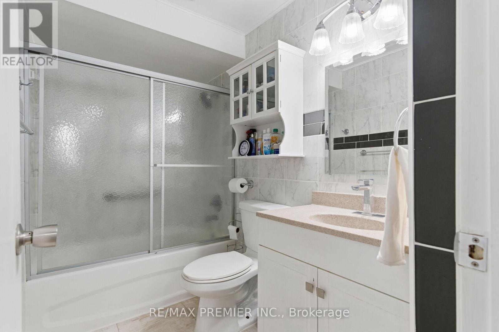 15 Beulah Street, Toronto, Ontario  M9V 4S9 - Photo 41 - W12718180