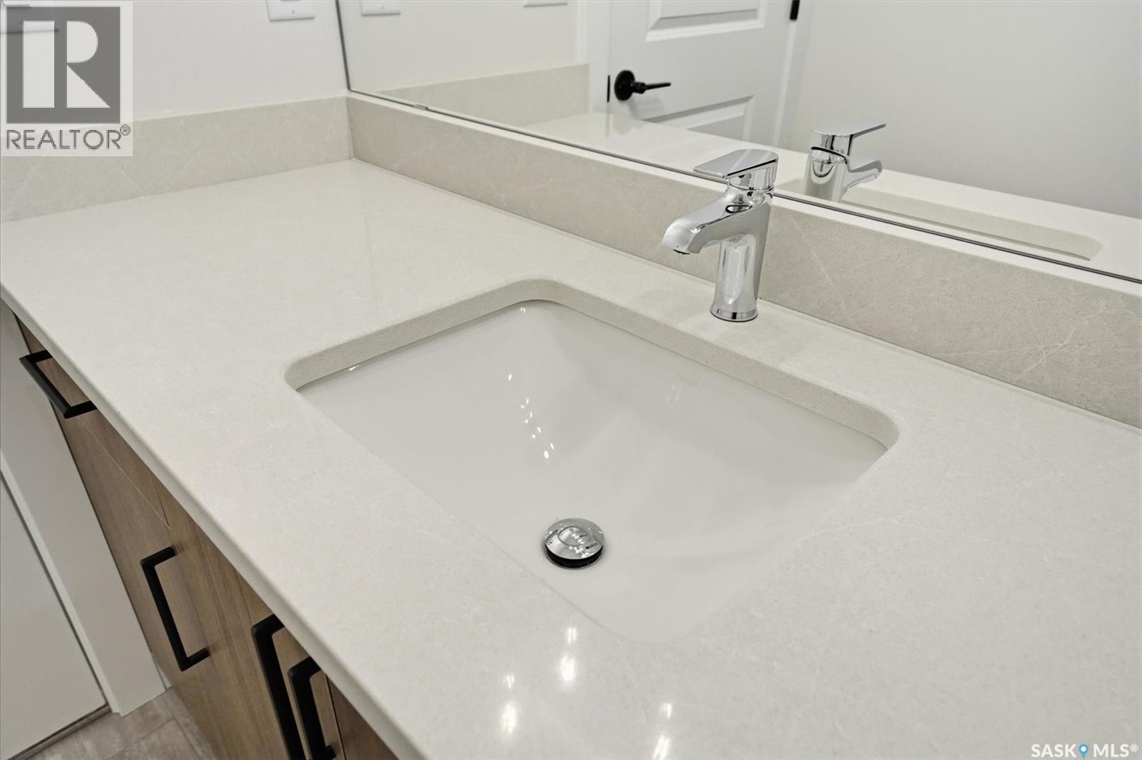 1304 101 Secord Way, Saskatoon, Saskatchewan  S7V 1W6 - Photo 14 - SK027197