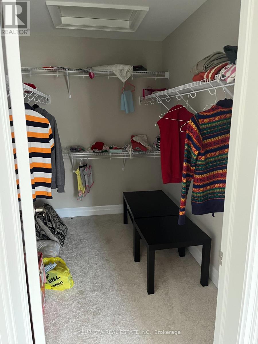 Oakvill - 102 Burnhamthorpe Road E Road, Oakville, Ontario  L6H 0X8 - Photo 10 - W12718220