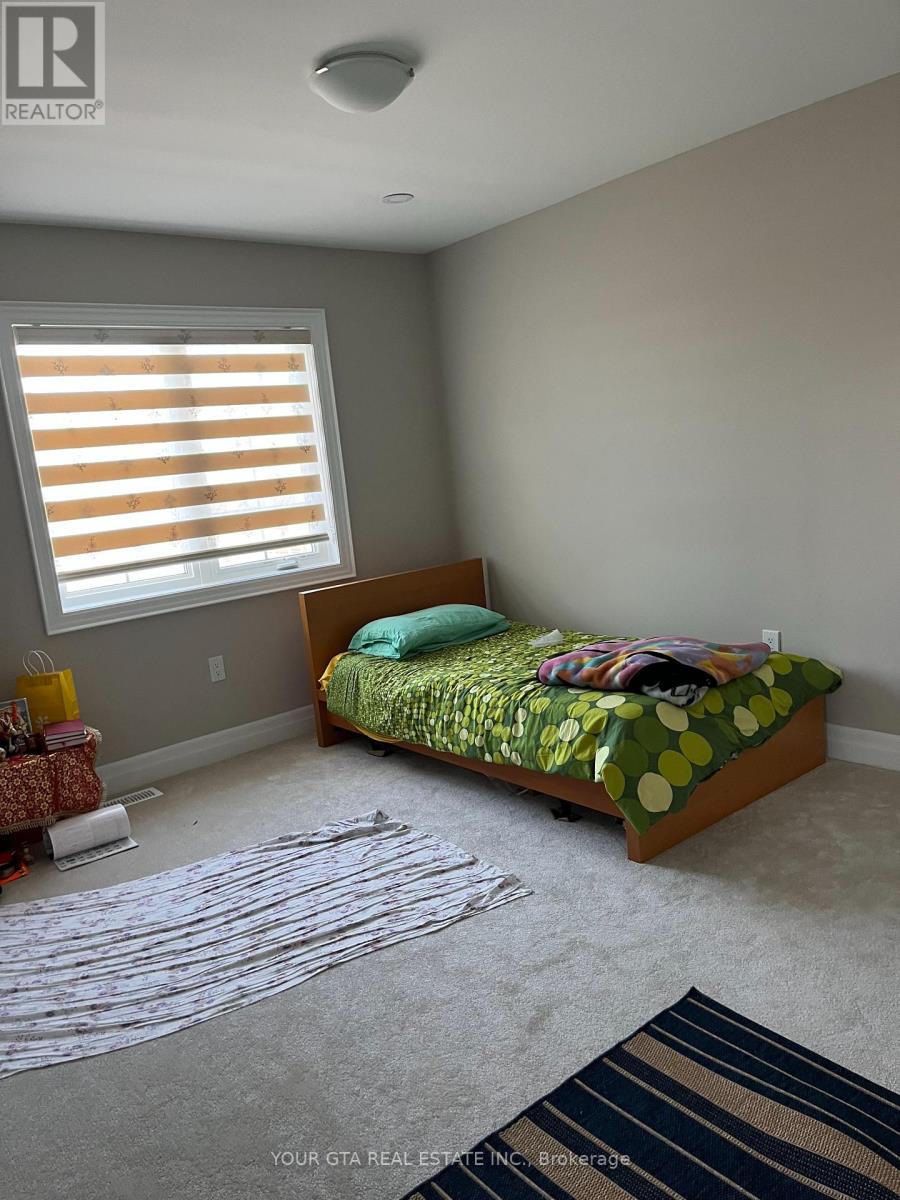 Oakvill - 102 Burnhamthorpe Road E Road, Oakville, Ontario  L6H 0X8 - Photo 17 - W12718220