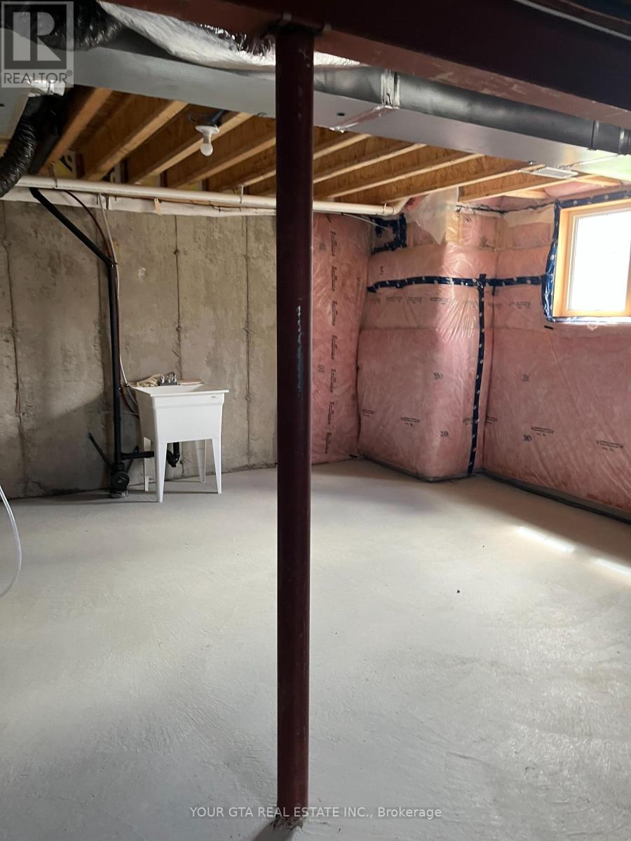 Oakvill - 102 Burnhamthorpe Road E Road, Oakville, Ontario  L6H 0X8 - Photo 19 - W12718220