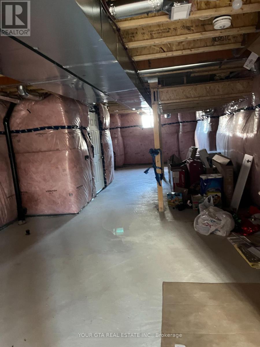 Oakvill - 102 Burnhamthorpe Road E Road, Oakville, Ontario  L6H 0X8 - Photo 21 - W12718220