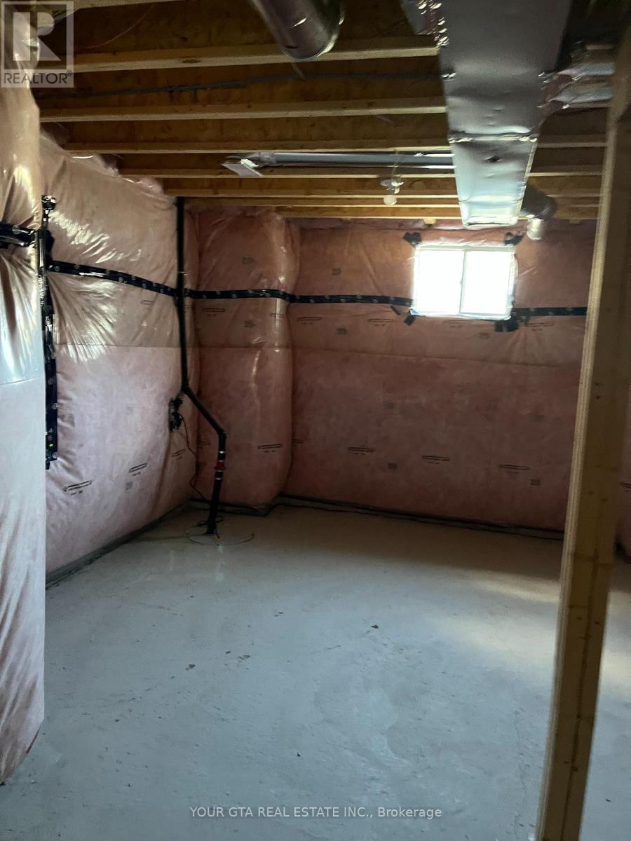 Oakvill - 102 Burnhamthorpe Road E Road, Oakville, Ontario  L6H 0X8 - Photo 22 - W12718220