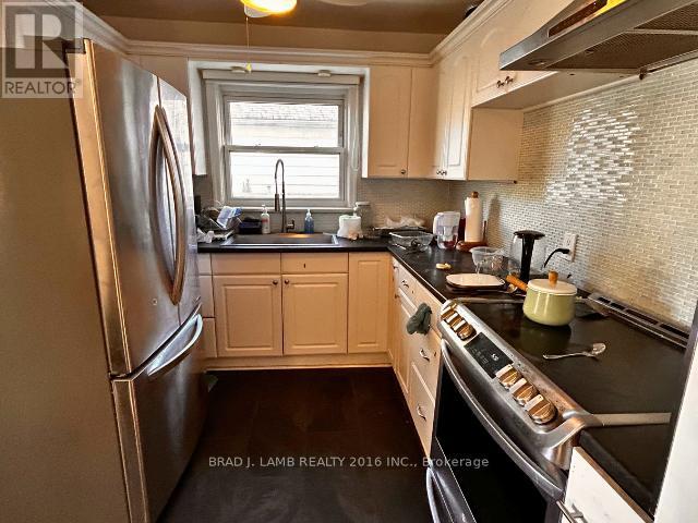 84 Seventeenth Street, Toronto, Ontario  M8V 3K4 - Photo 10 - W12718236