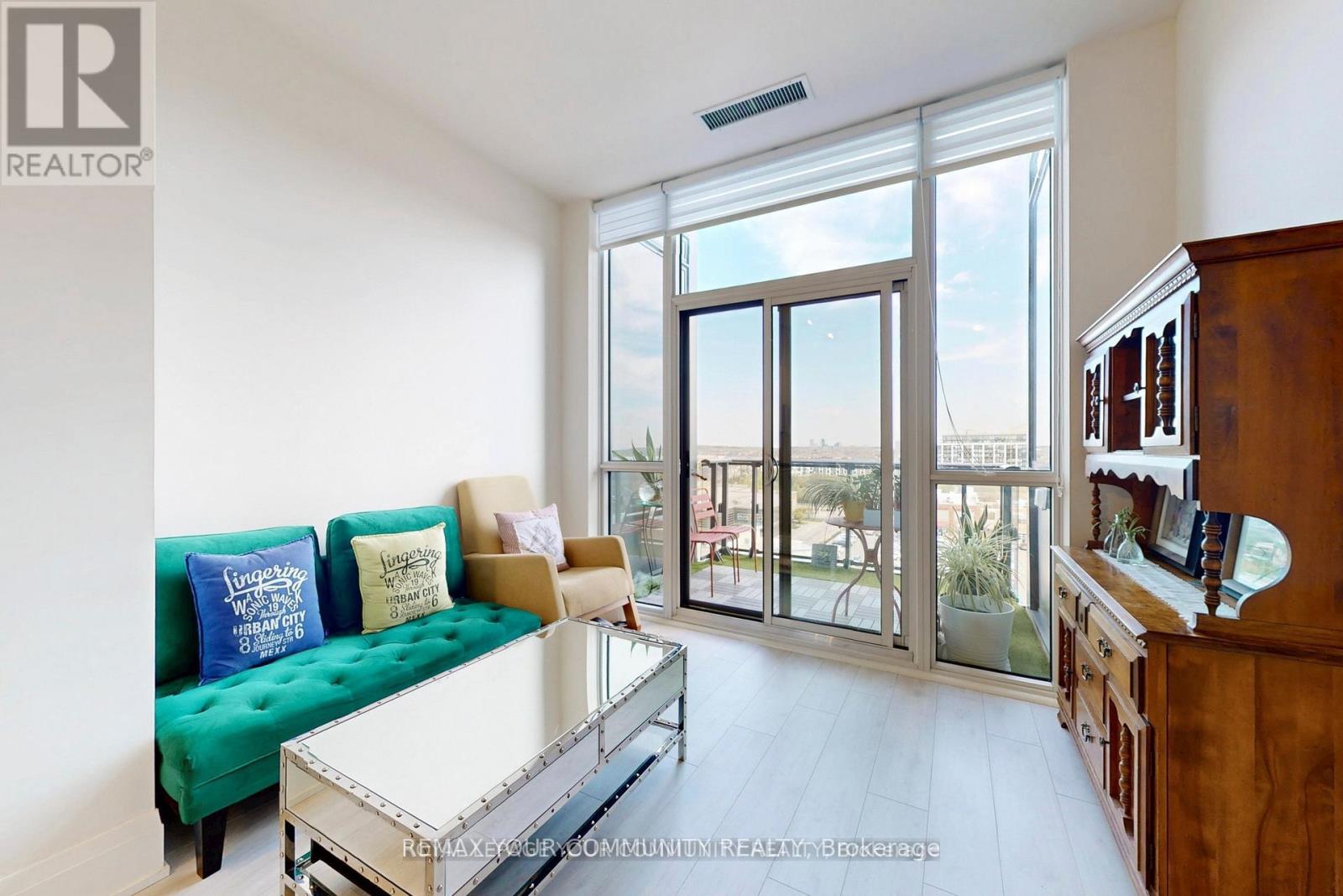 807 - 509 Dundas Street W, Oakville, Ontario  L6M 4M2 - Photo 5 - W12718240