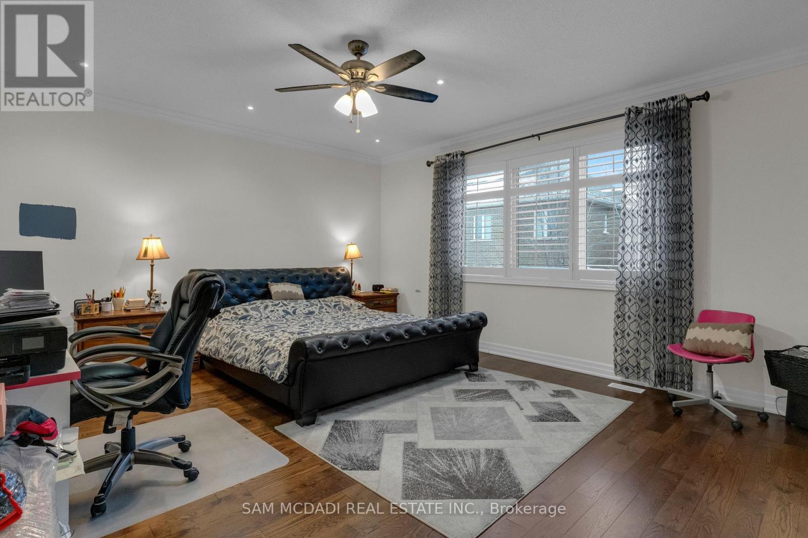 136 North Park Boulevard, Oakville, Ontario  L6M 0W6 - Photo 19 - W12718260