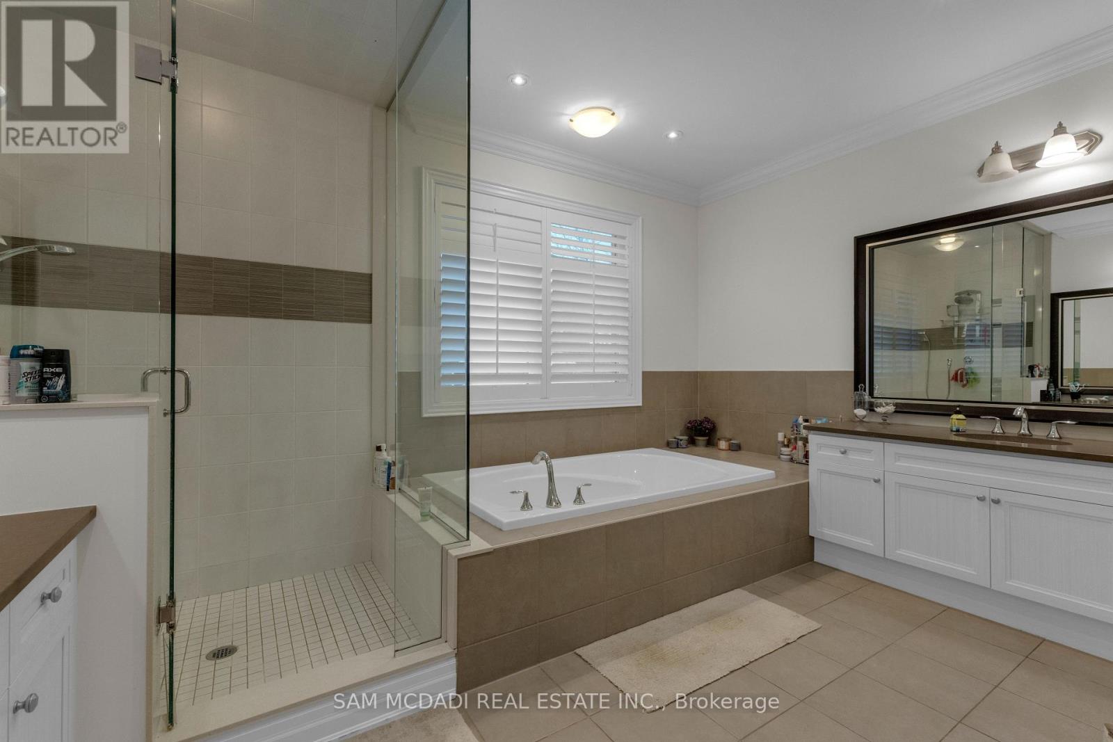 136 North Park Boulevard, Oakville, Ontario  L6M 0W6 - Photo 21 - W12718260