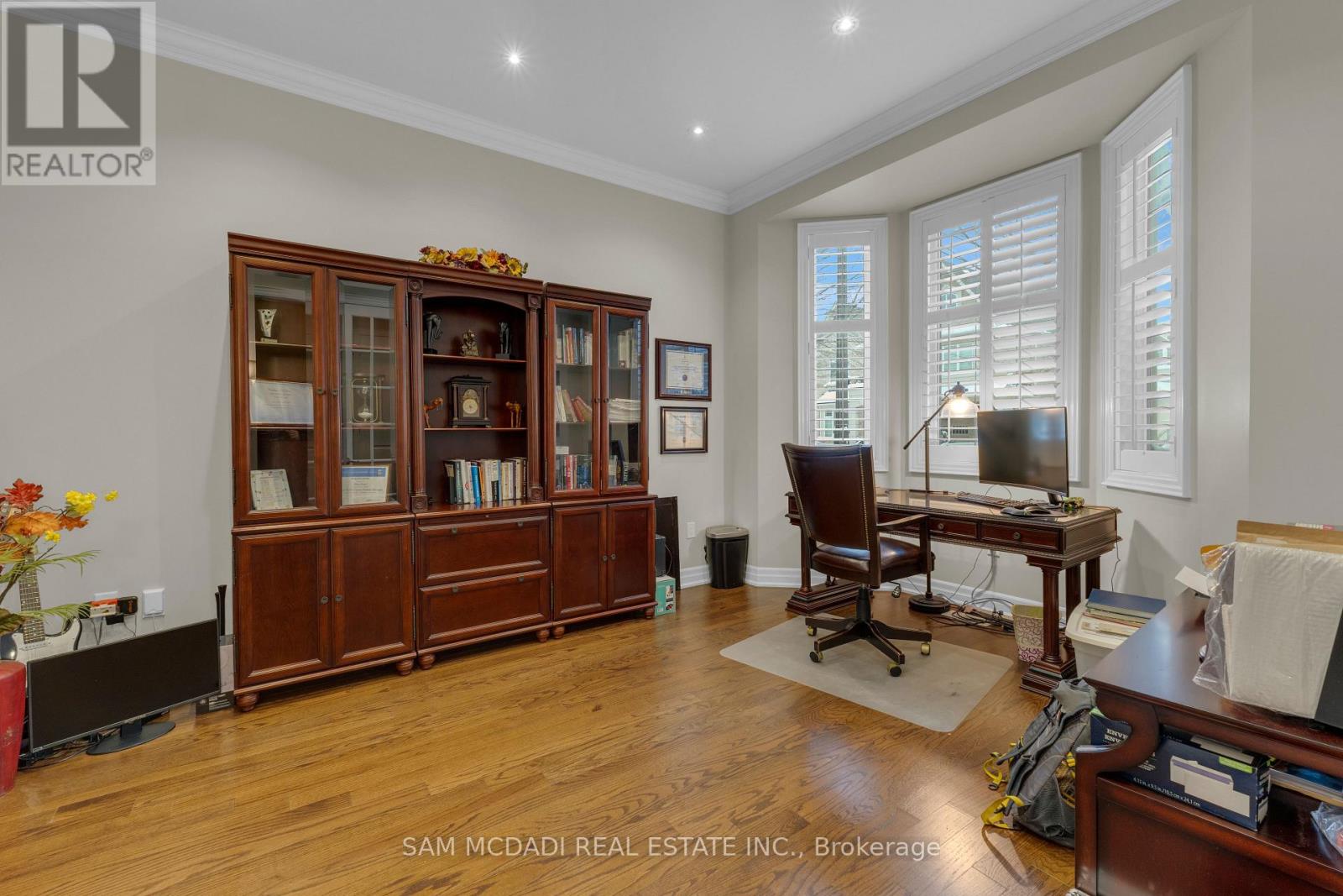 136 North Park Boulevard, Oakville, Ontario  L6M 0W6 - Photo 6 - W12718260