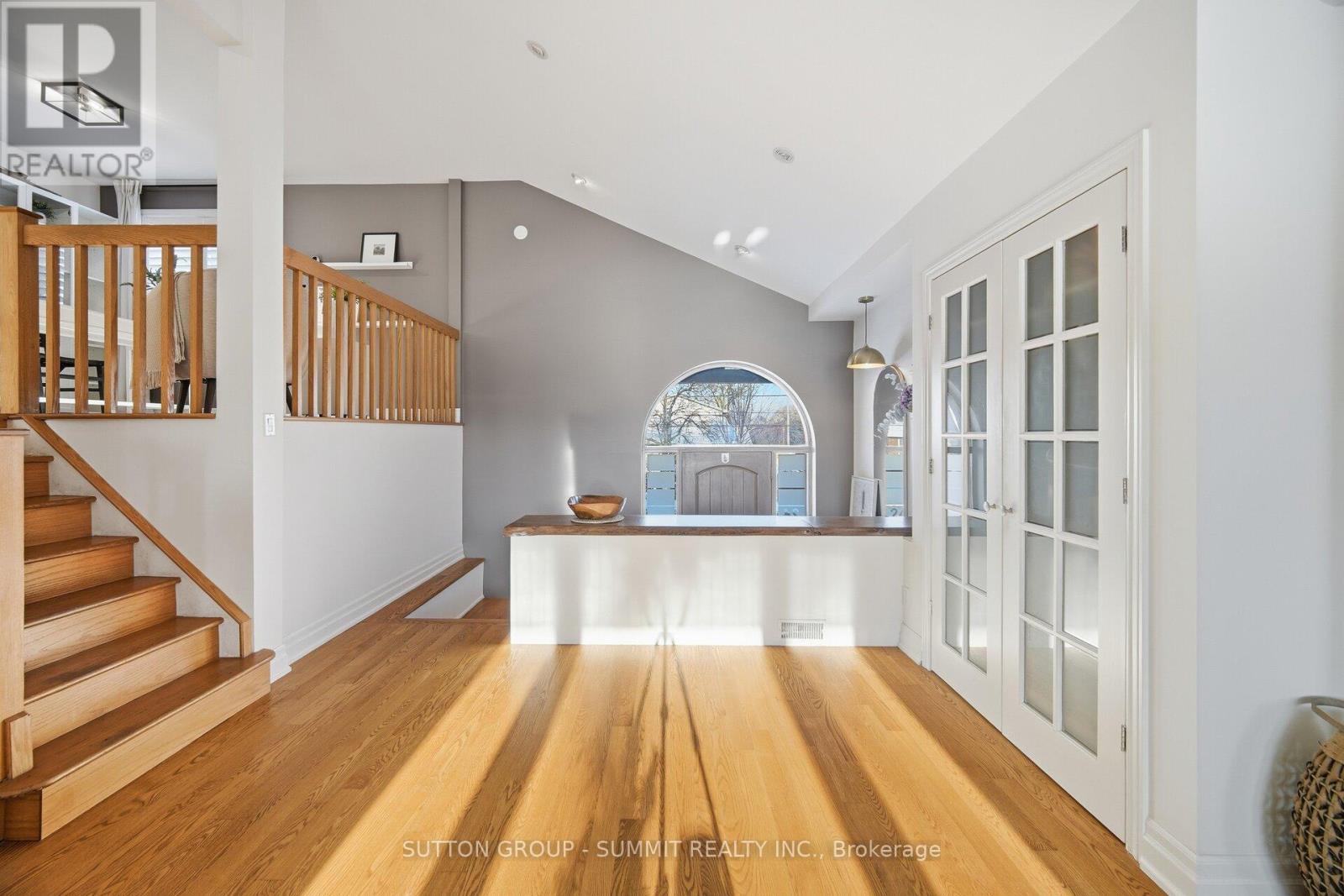 24 Joymar Drive, Mississauga, Ontario  L5M 1E9 - Photo 6 - W12718338