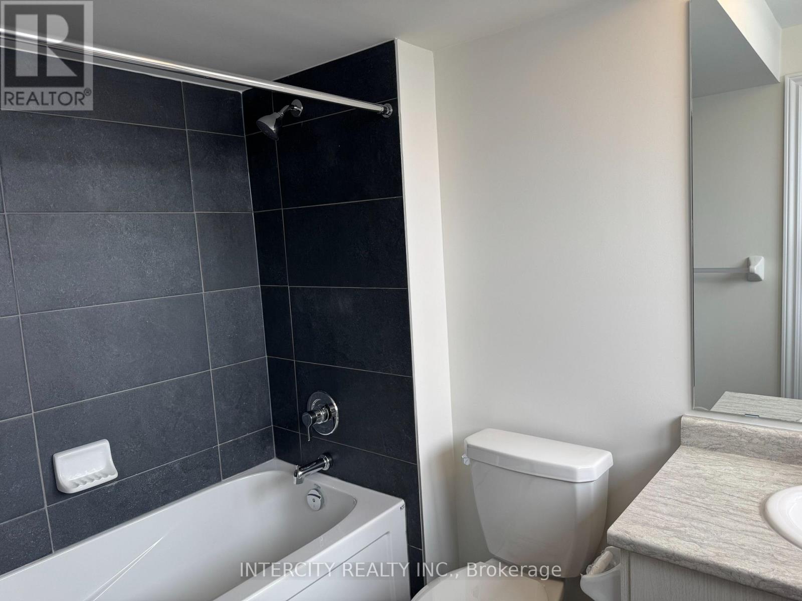 541 Tim Manley Avenue, Caledon, Ontario  L7C 1Z9 - Photo 9 - W12718342