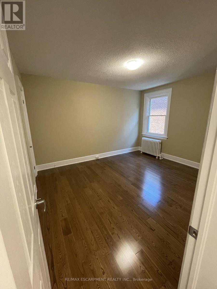 10 - 25 Mountwood Avenue, Hamilton, Ontario  L8N 2G8 - Photo 12 - X12718212