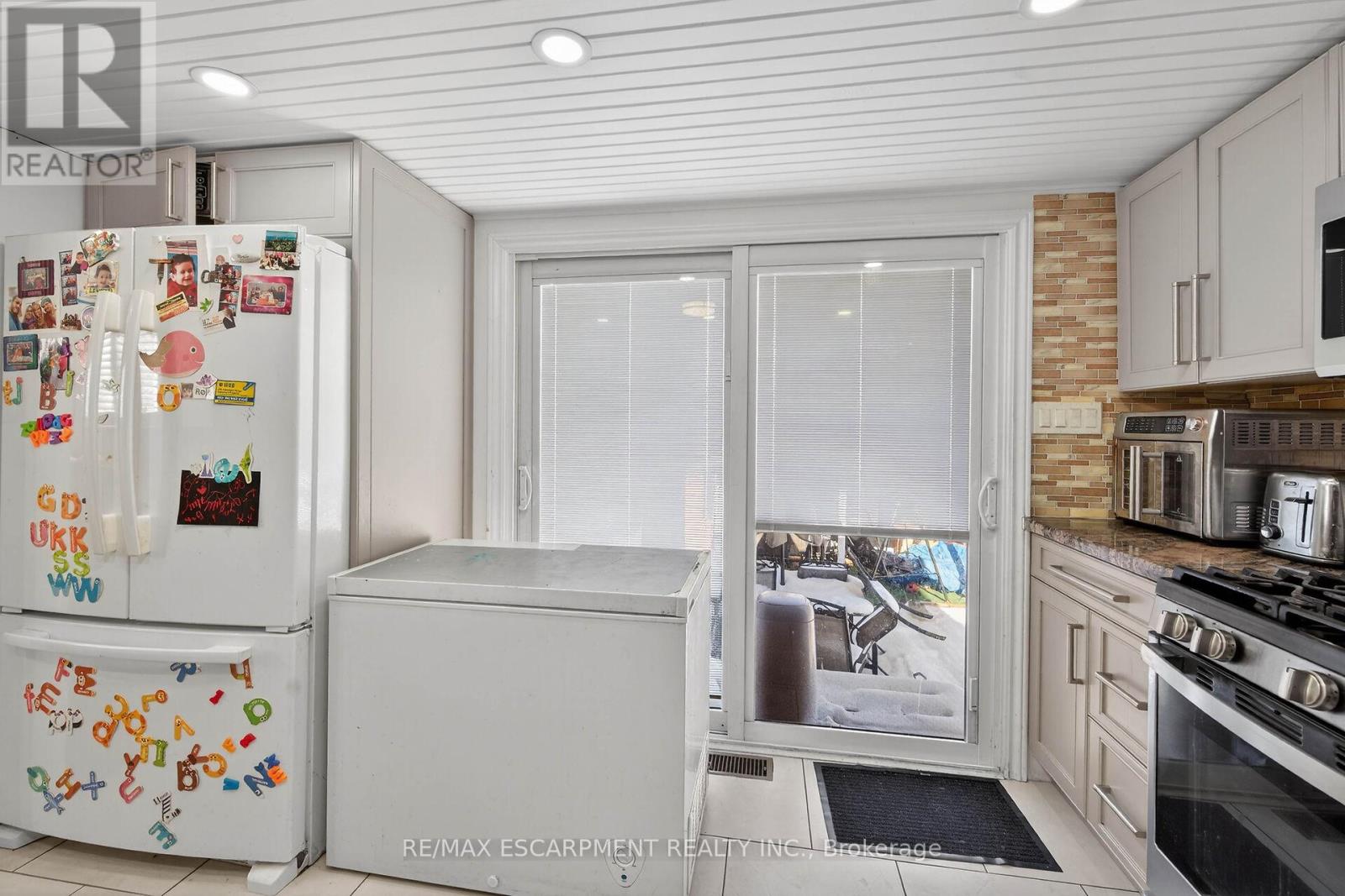 115 Kings Forest Drive, Hamilton, Ontario  L8T 4J8 - Photo 17 - X12718228